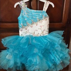 Girls pageant dress